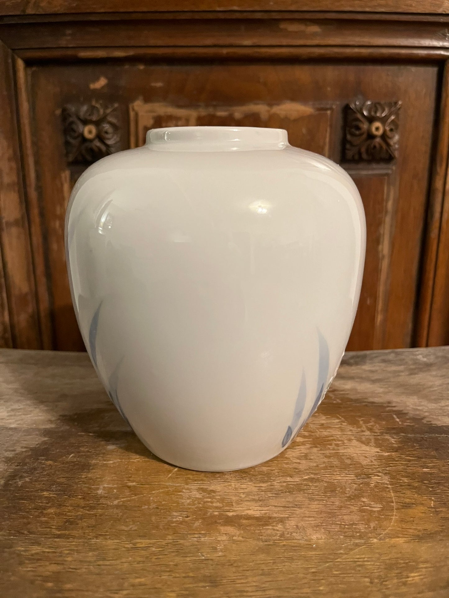 White & Blue & Pink Flower Vase