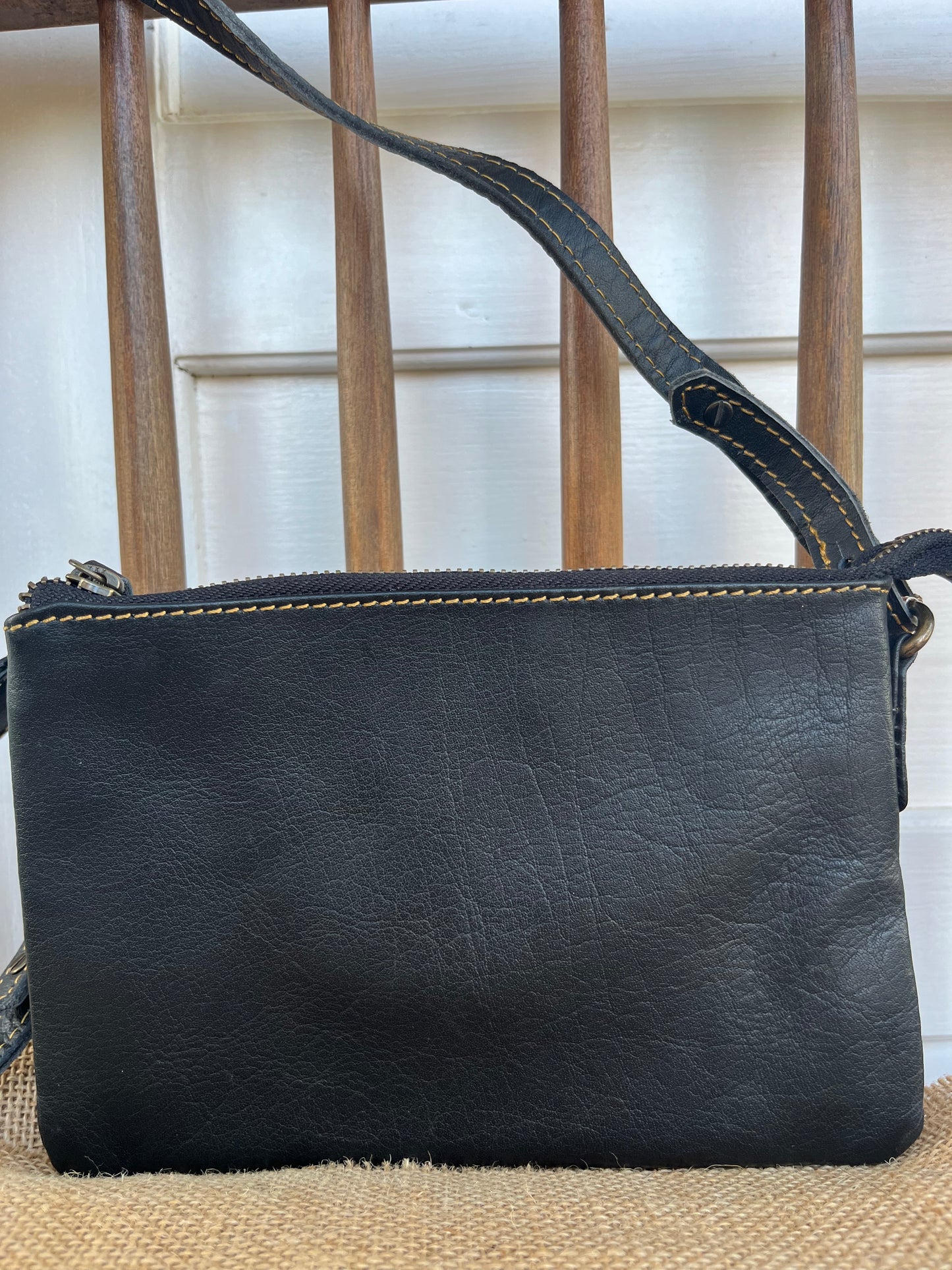 Trotz Black Leather Crossbody Bag